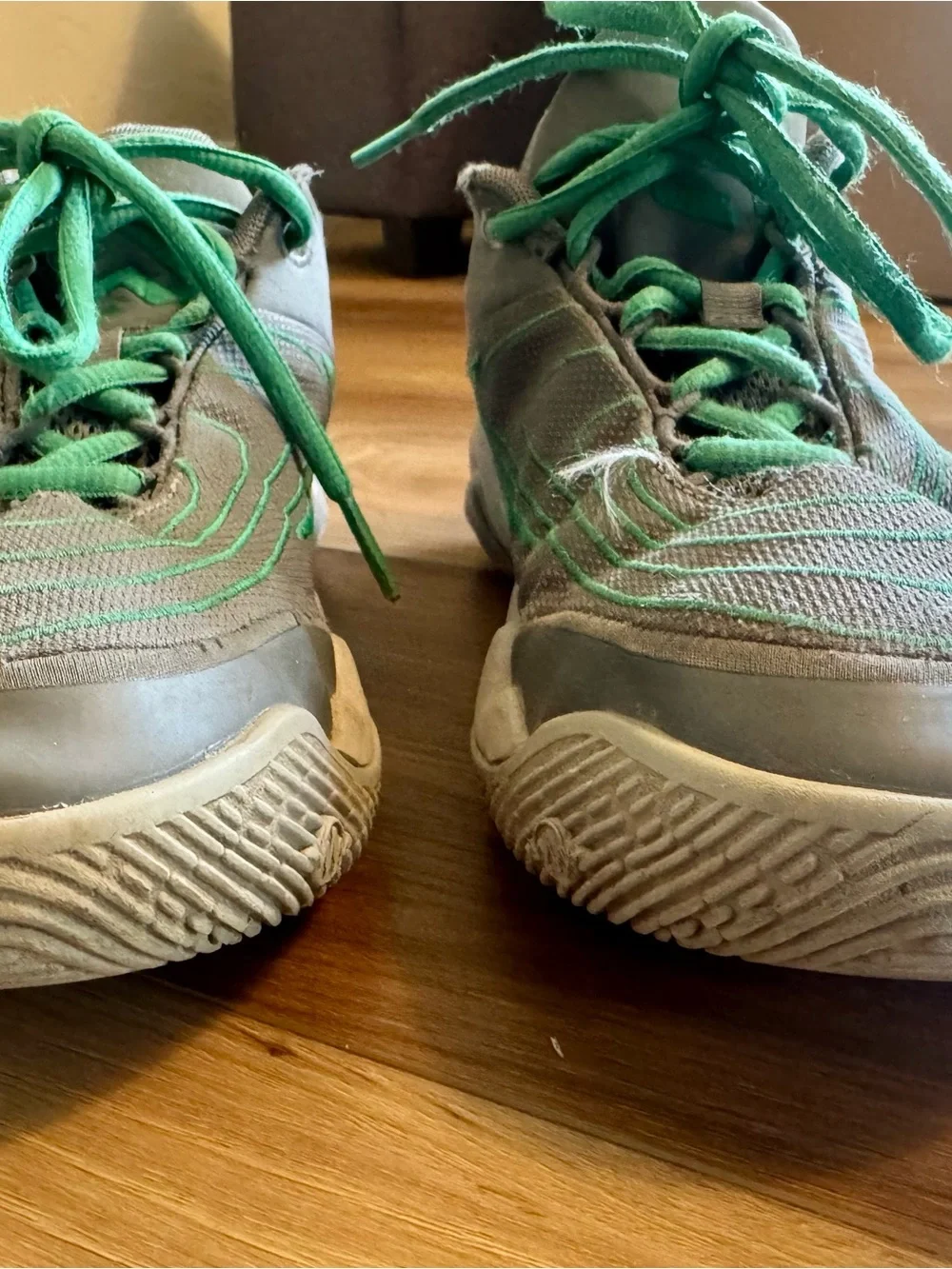 Boys’ gray and green Nike Gianni’s Immortality 3 basketball shoes